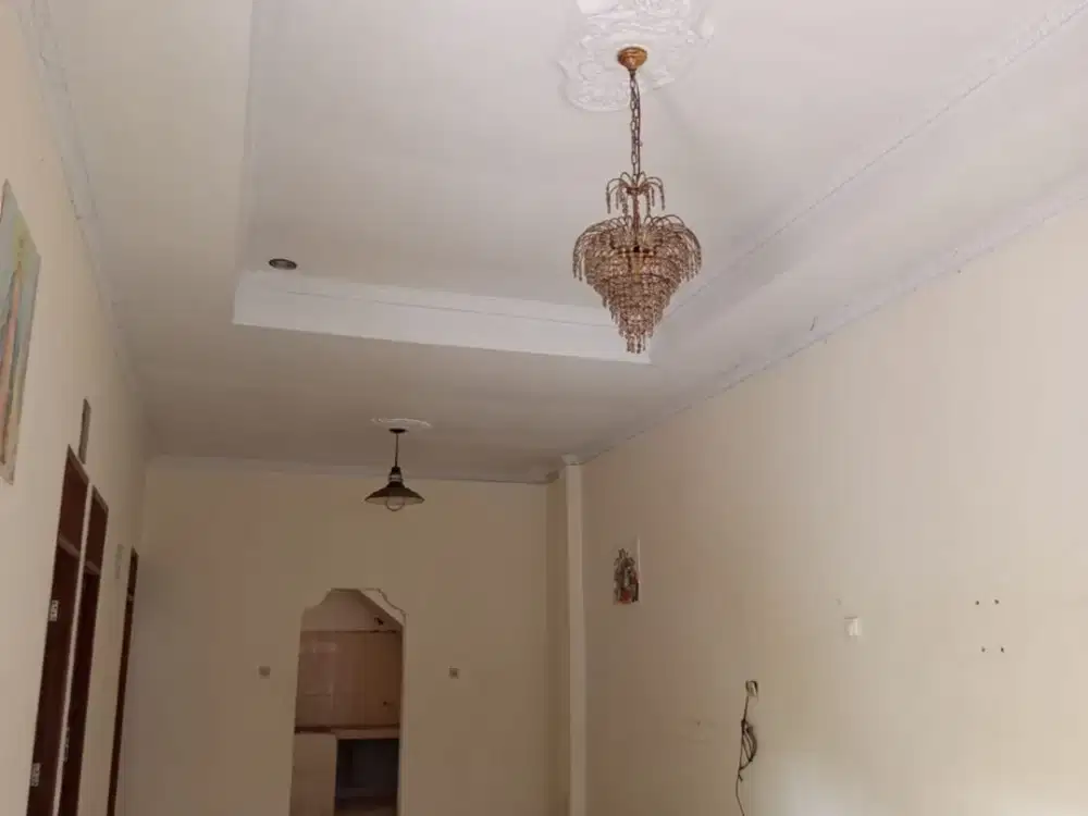 DISEWAKAN RUMAH TERAWAT DI HARAPAN INDAH 1, BEKASI
