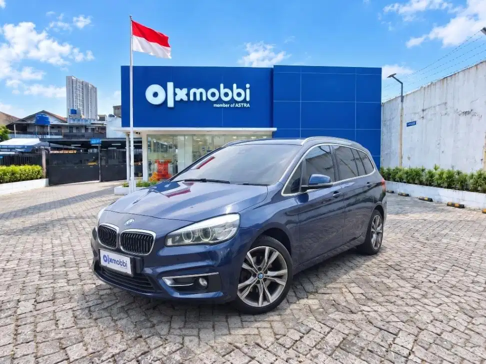 LOW DP BMW 218i 1.5 Luxury Gran Tourer Bensin-AT 2015 JVG