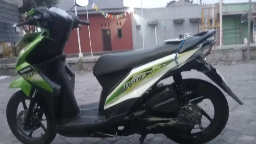 Jual Honda beat ss komplit pajak hidup