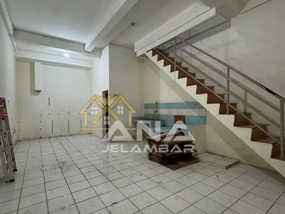 ANA DISEWAKAN RUMAH PLONG UK 4.5X15M DI JELAMBAR