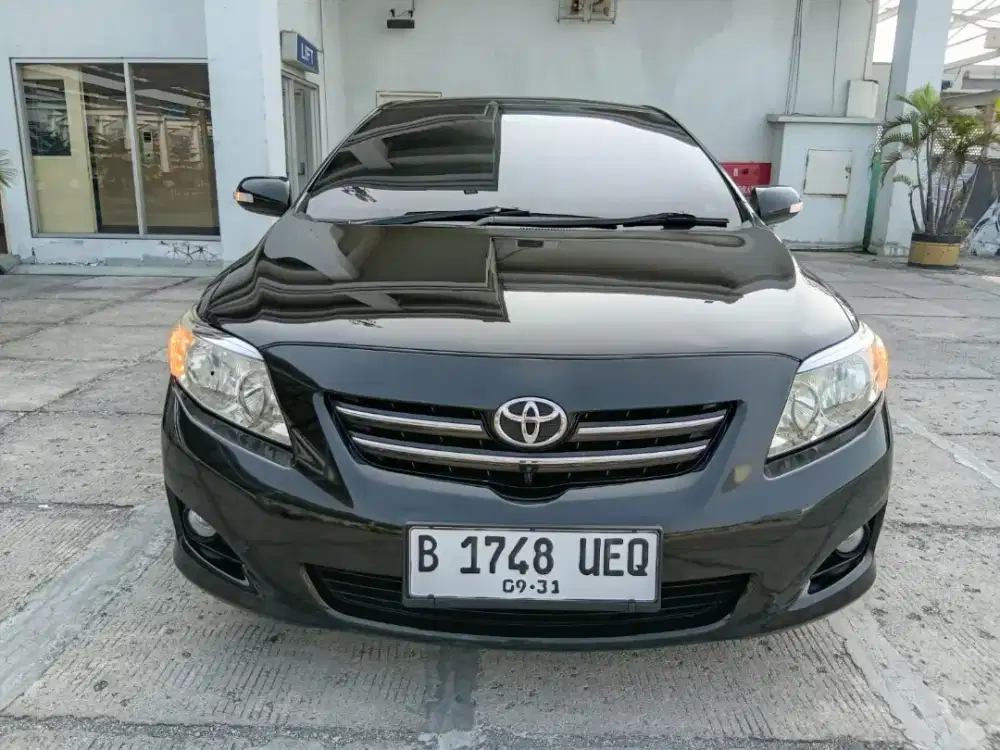 KM 13 RB || COROLLA ALTIS G 1.8 AT HITAM 2010/2011 TOYOTA V