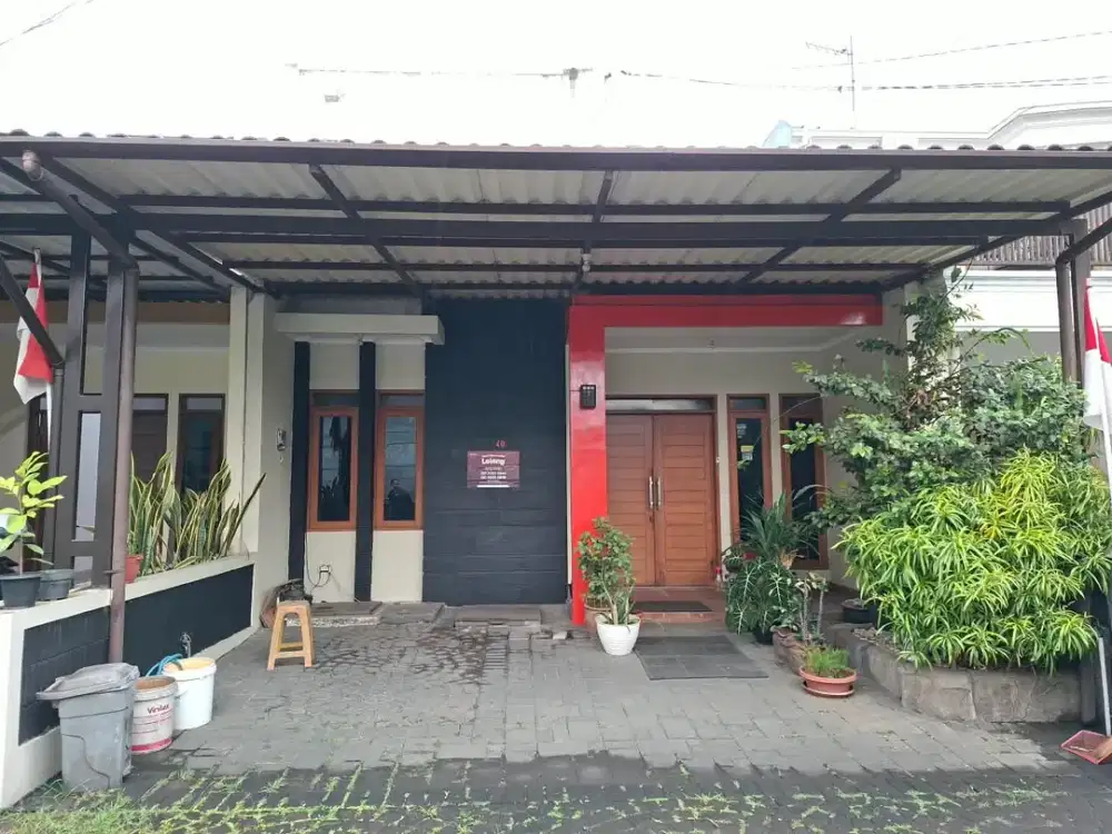 RUMAH DUA LANTAI STRATEGIS KOTA BANDUNG