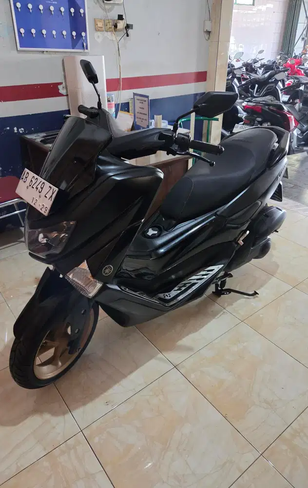 Nmax old hitam shock tabung velg emas 2019 gbm