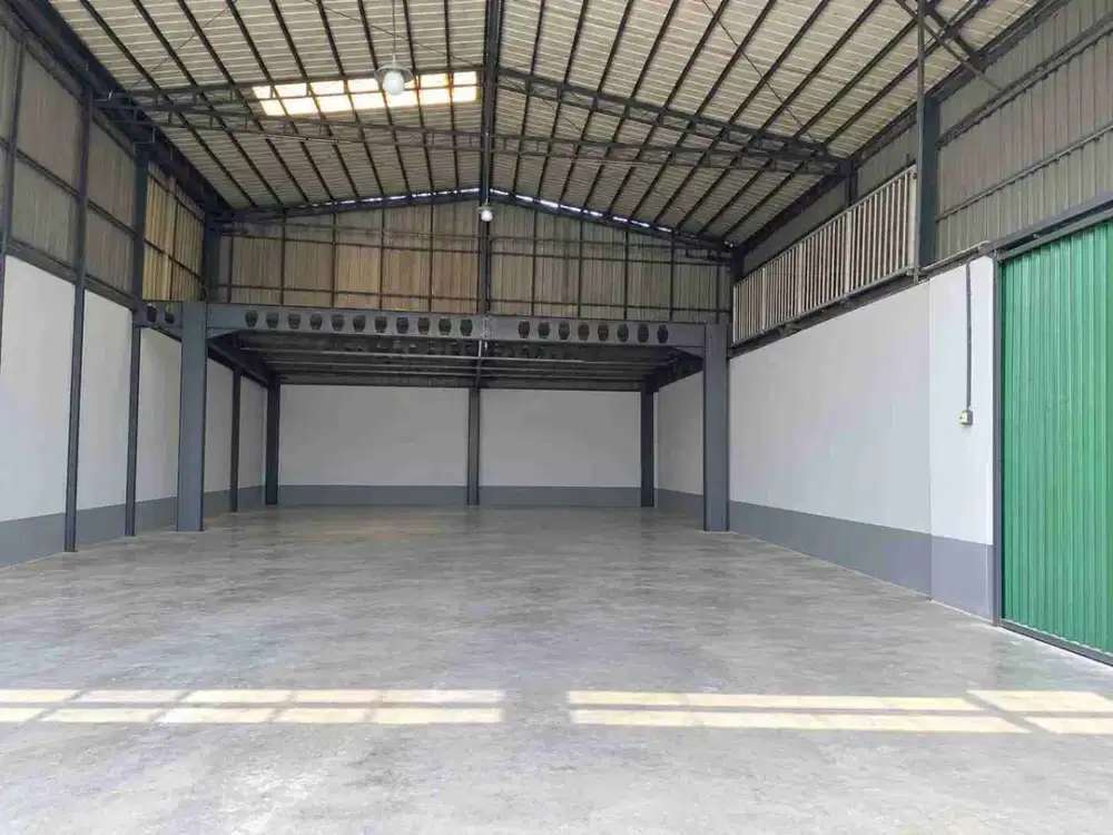 dijual Tempat Usaha Strategis di Depok
