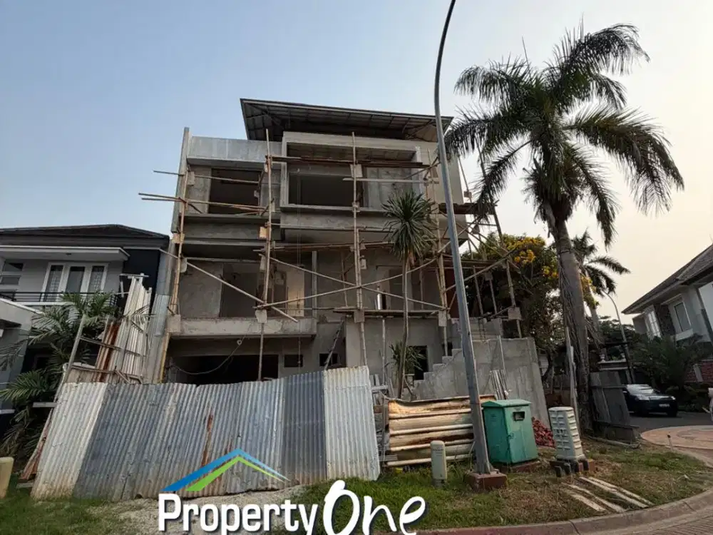 Jual Rumah Brand New di Delatinos BSD, 3 Lantai, Dilengkapi Lift Italia, Kamar Mandi Ensuite & Carport 2 Mobil