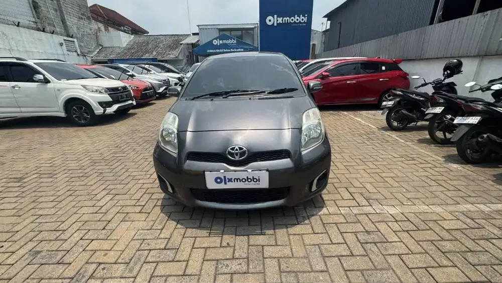 YARIS 1.5 J MANUAL 2013