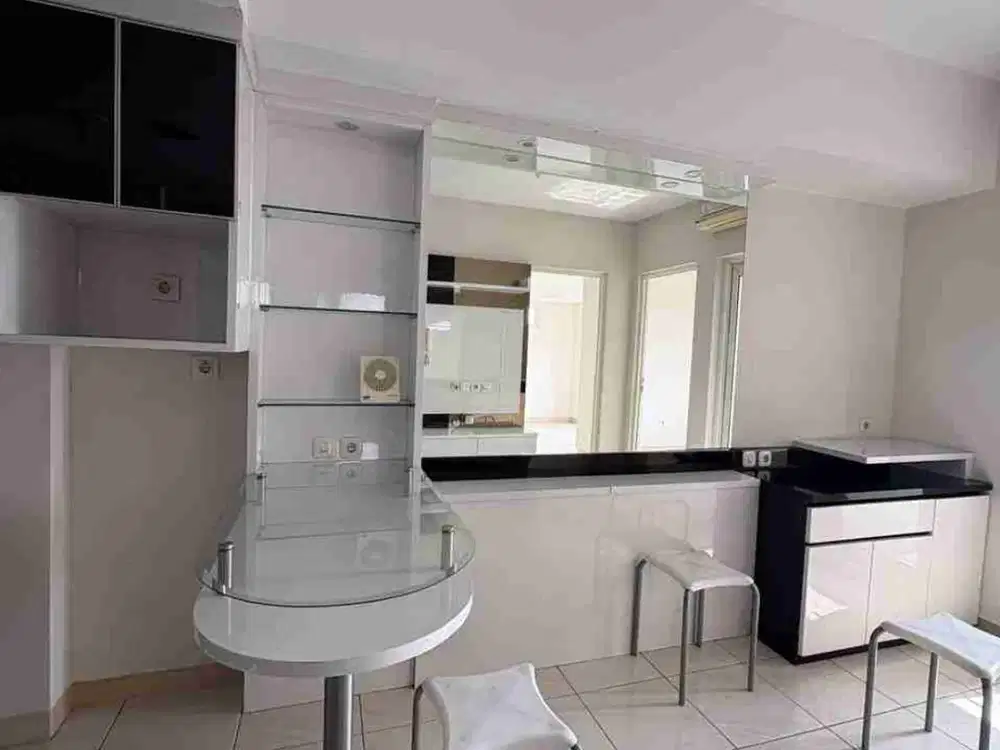 disewakan 3br semifurnish di apartemen the Springlake Summarecon Bekasi