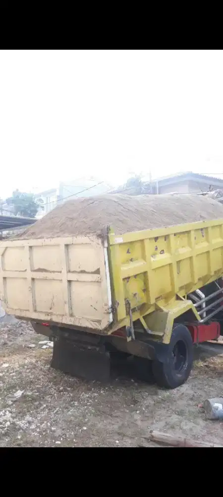 Pasir bangunan isi 7,5 kubik full padat
