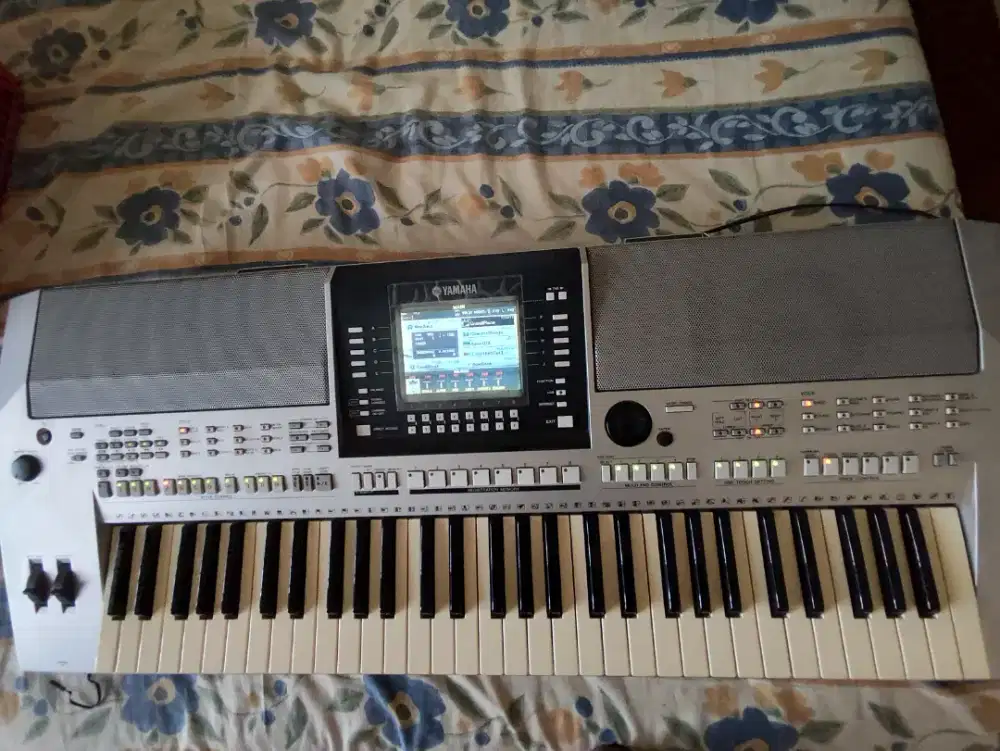 Yamaha keyboard tipe psr s910