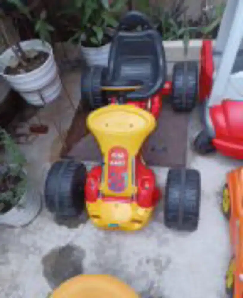Mobil mobilan anak