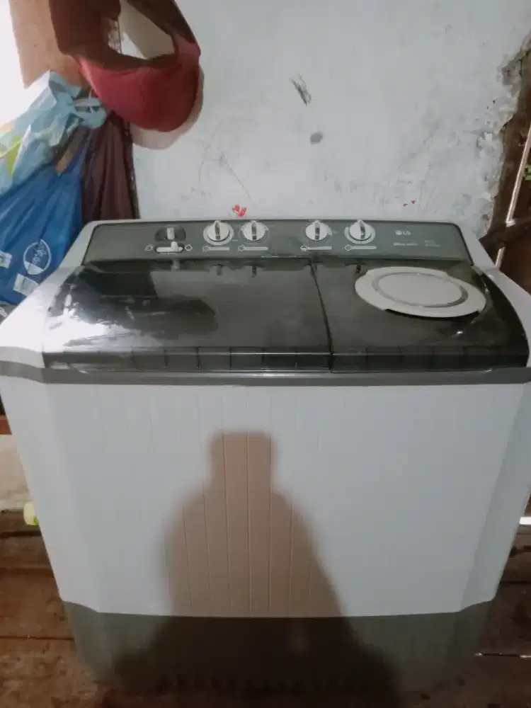 Mesin Cuci Lg Besar