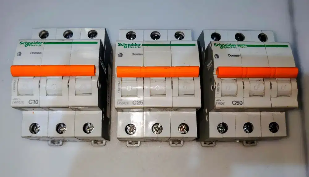 MCB Phase Schneider Original