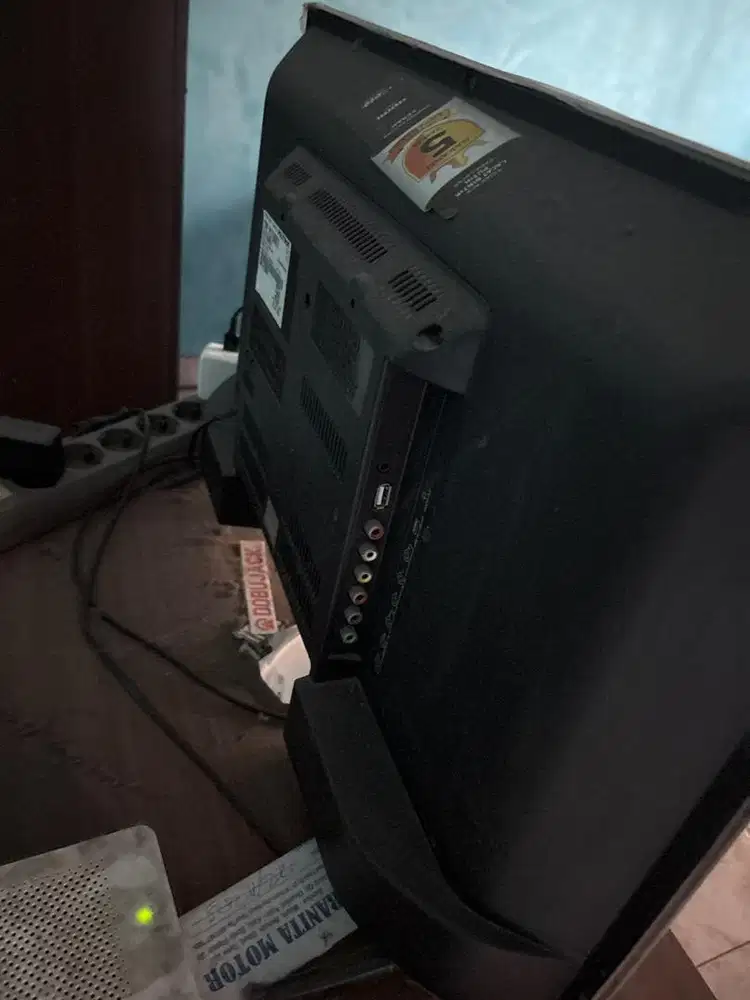 Jual televisi merk polytron 24inch