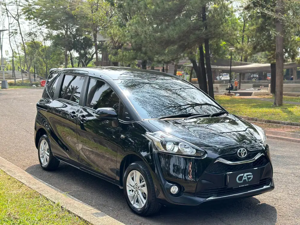 Toyota Sienta G Manual 2019 Hitam