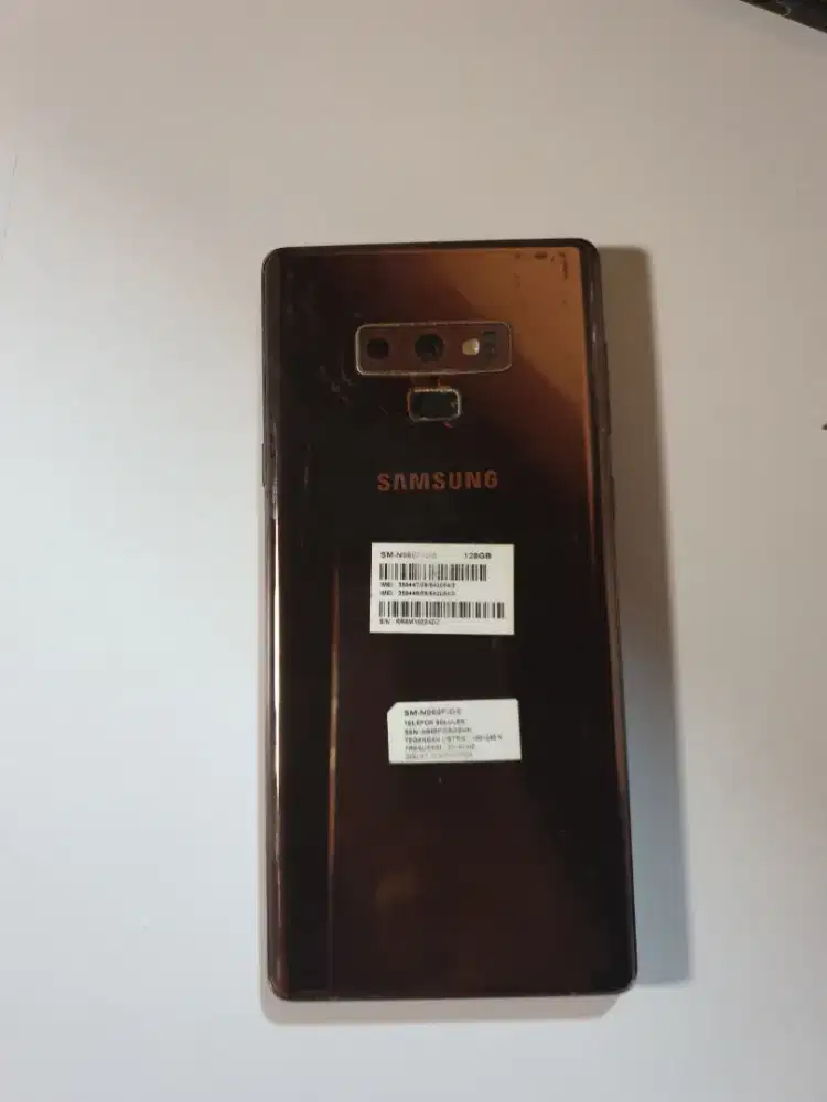 Samsung Galaxy W9 RAM 6GB / Internal 128GB.