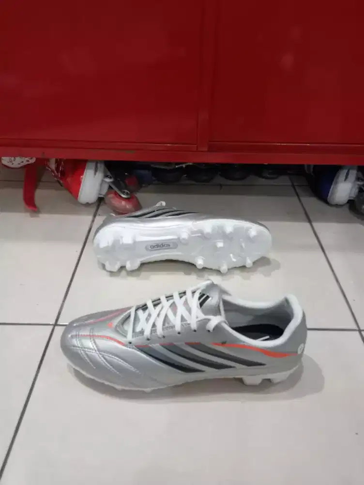 sepatu sepak bola promo