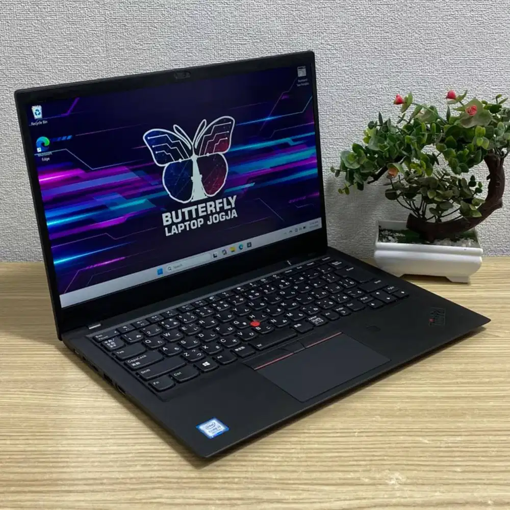 Lenovo Thinkpad X1 Carbon GEN 6 Core I7 16GB/256GB Desain Editing