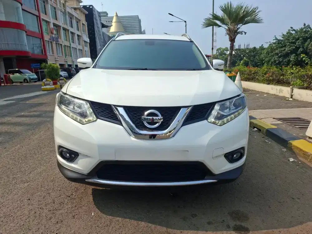 Nissan Xtrail 2014 At white km 109 rb pajak panjang