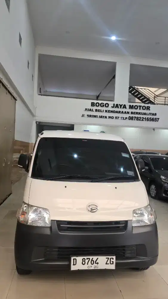 Grand Max Blind Van 2019