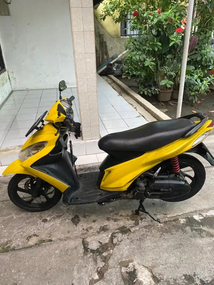 Motor murah SUZUKI SKYDRIVE 2009 bu