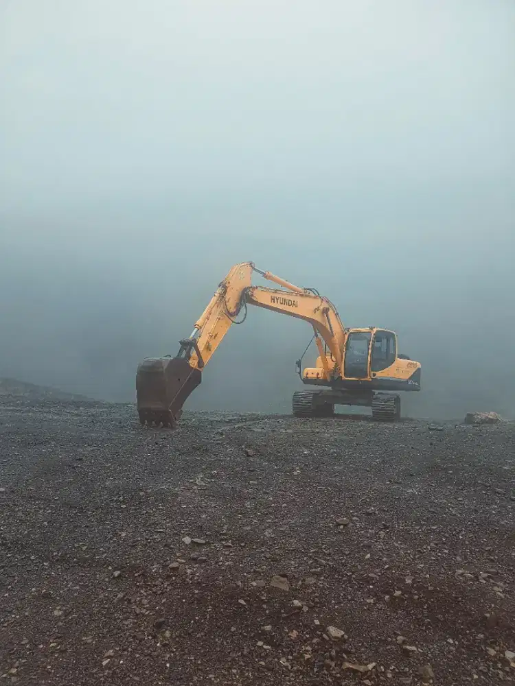 ExcaBecko PC100 breaker EXCAVATOR PC75 Vibro Wales Dozer Crane Truck
