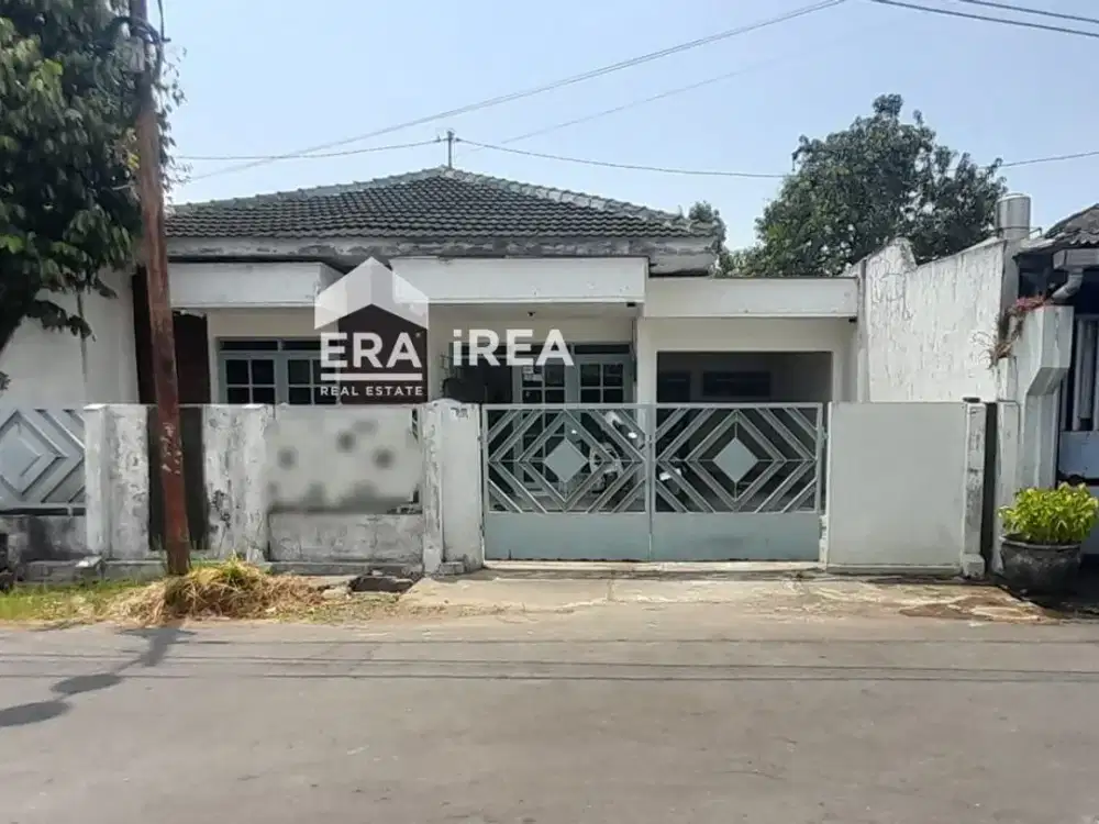 Dijual Rumah di Dekat The Park Mall Solo Baru