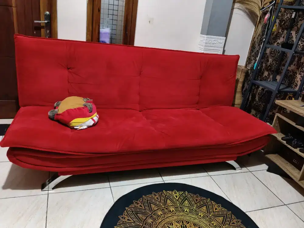 Dijual sofa bed 95% edisi pindah tugas
