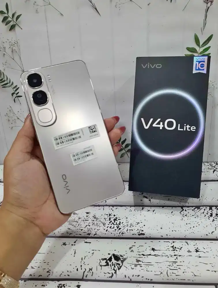 Vivo V40 Lite 16/256 Layar Amoled ACC Baru