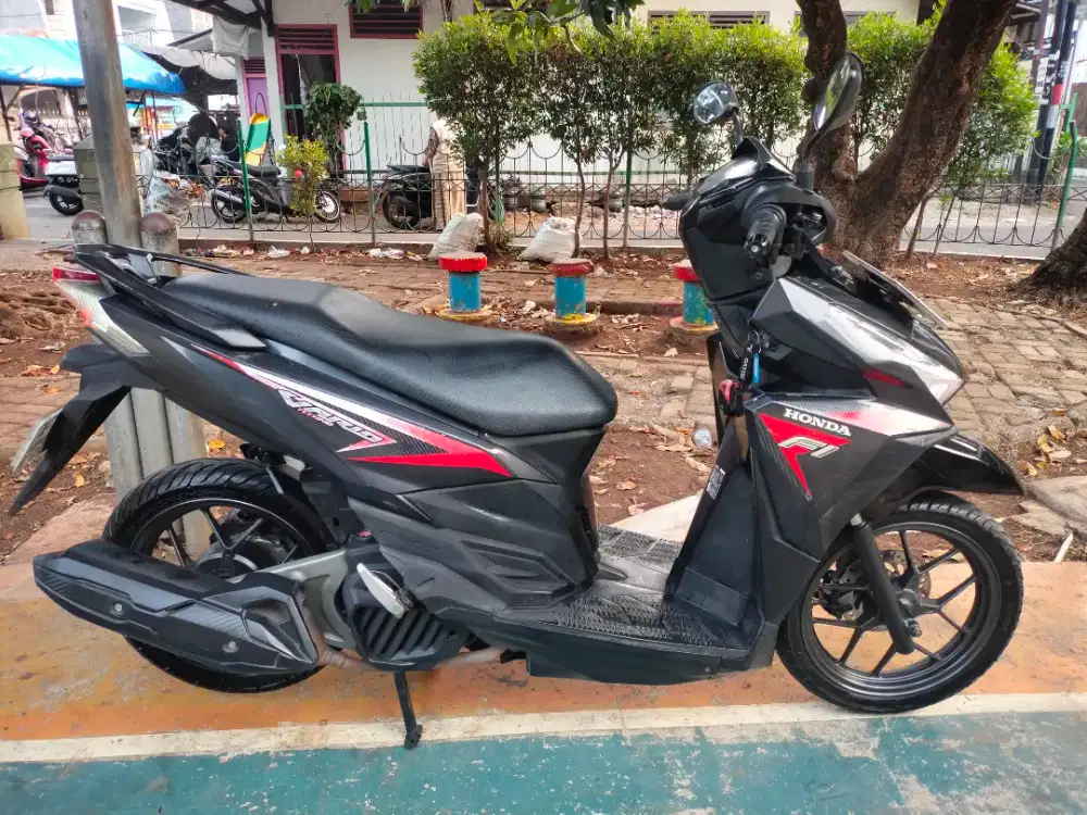 HONDA VARIO FI LED 125 CC 2015 pajak panjang/B.dki