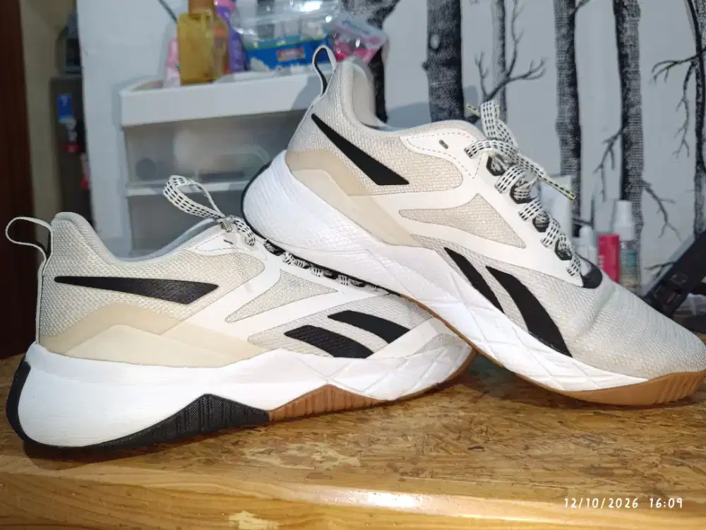 Sepatu Rebook Nanoflex V2 original 1000%