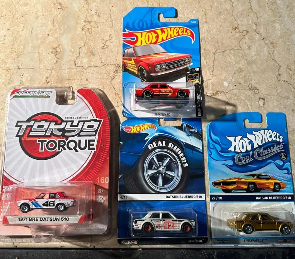Lot diecast Datsun