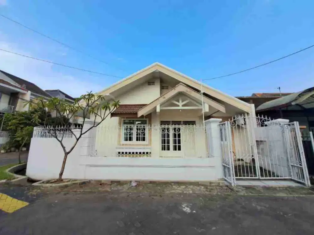 9jt-an/mtr‼ RUMAH SIAP HUNI Sutorejo
Baru Renovasi!