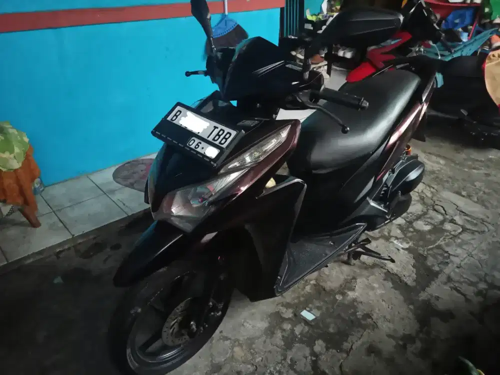 Vario 125 2014 iss