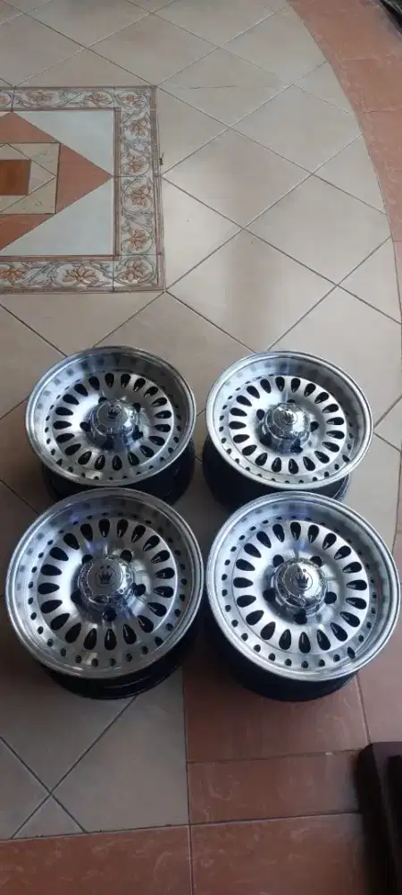 Velg R15  CONIG