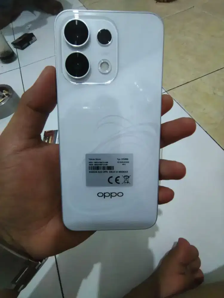 Oppo Reno 16f 5g