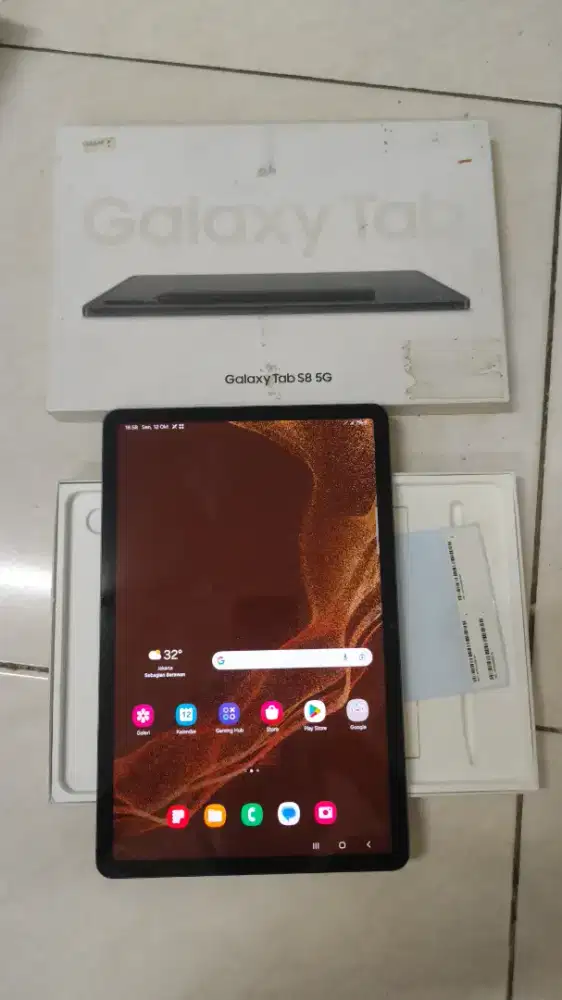 Tablet samsung S8 5g ram 8/128 fullset wifi + cellular