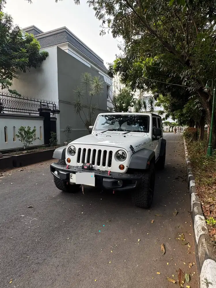 Jeep Wrangler Rubicon 2013 Putih White 2014 Jeep 2012 dijual Cepet Bu