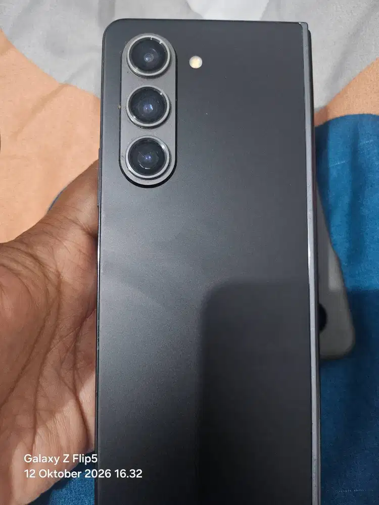 Samsung Z Fold 5 Ram 512