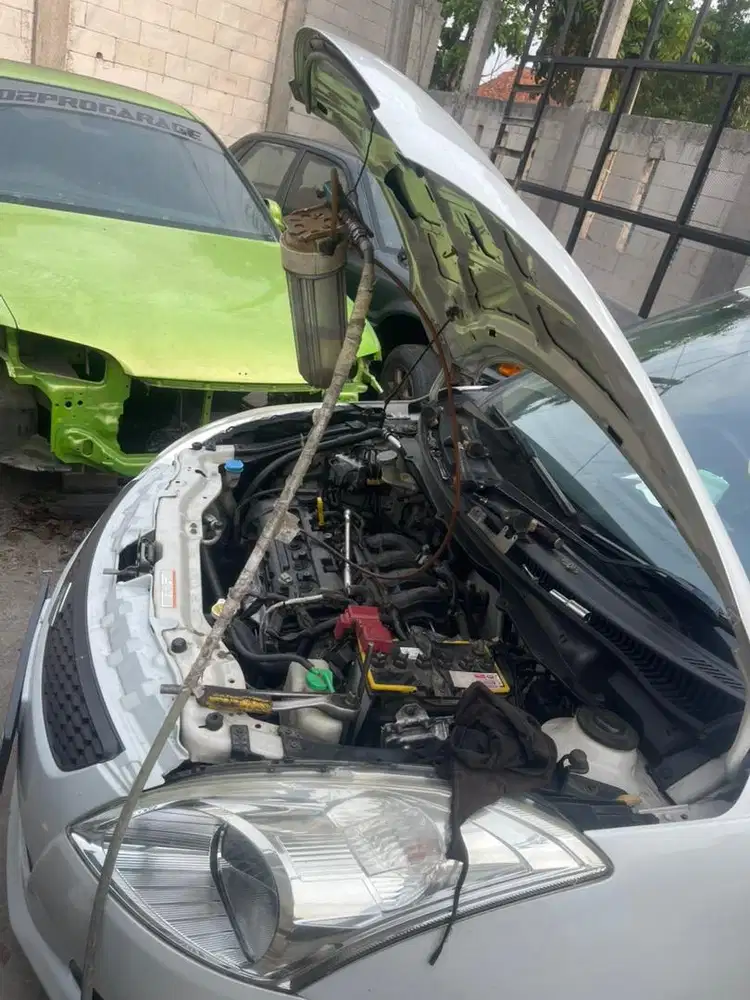 Dicari mekanik mobil