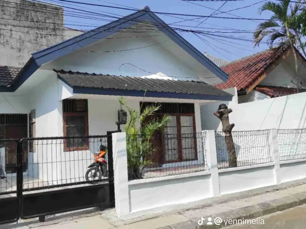 RUMAH 1 LANTAI SHM TAMAN DUREN SAWIT JAKARTA TIMUR BANGUNAN TERAWAT RAPI SIAP HUNI LOKASI STRATEGIS