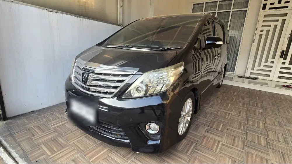 Toyota Alphard 2.4 SC AT 2014 Hitam, Plat B, Rutin Servis