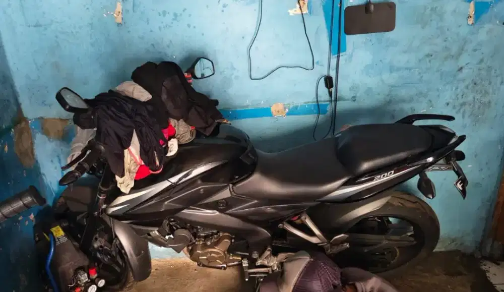 Dijual Pulsar NS200 2014