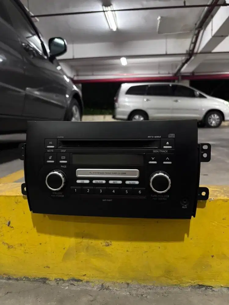 Headunit Original Mobil SX4 2013