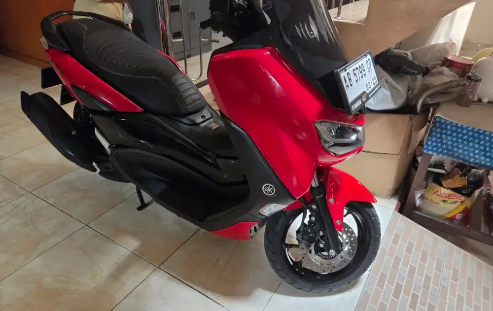 Nmax all new b6h 2024awal  keyless merah candy mulus Gbm