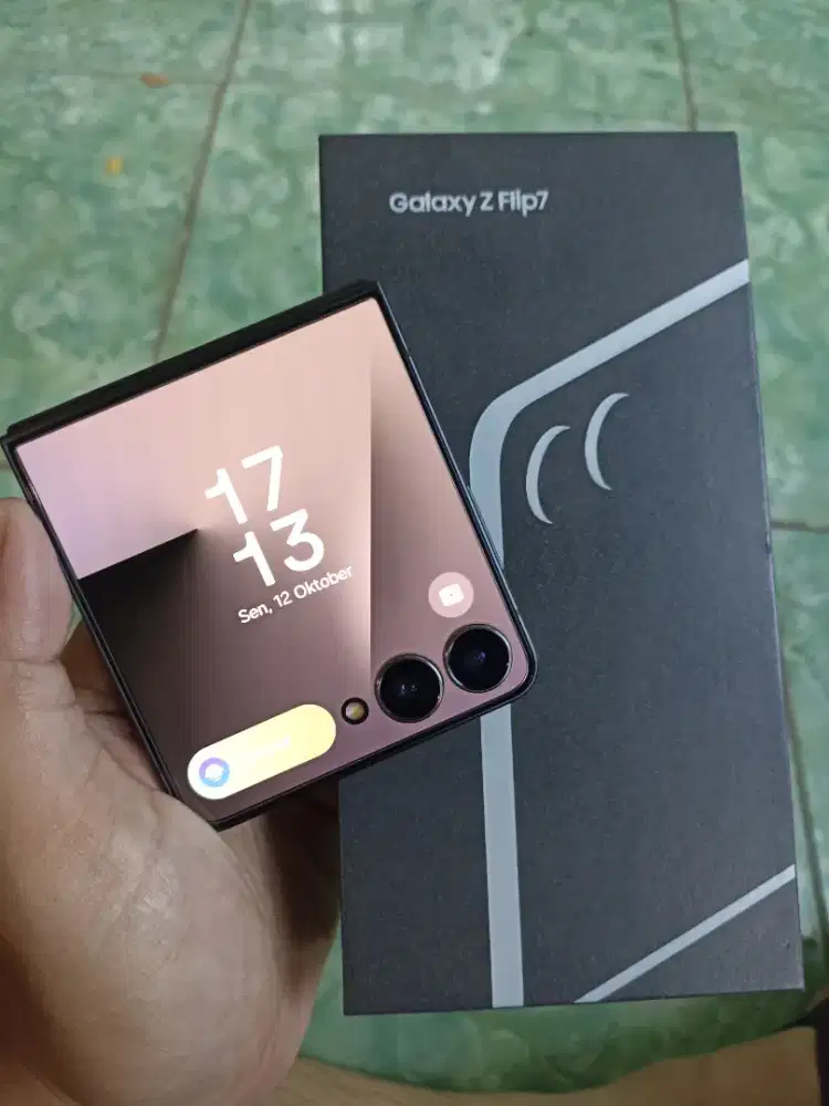 Samsung Flip 7 12/256Gb ex RESMI INDO