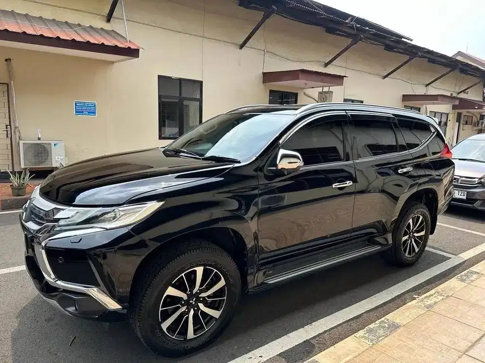 mitsubishi pajero sport (2020)