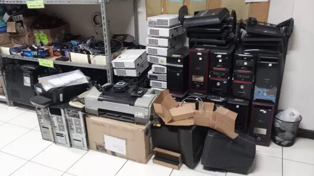 Dibeli apa aja segala bentuk rongsok elektronik!