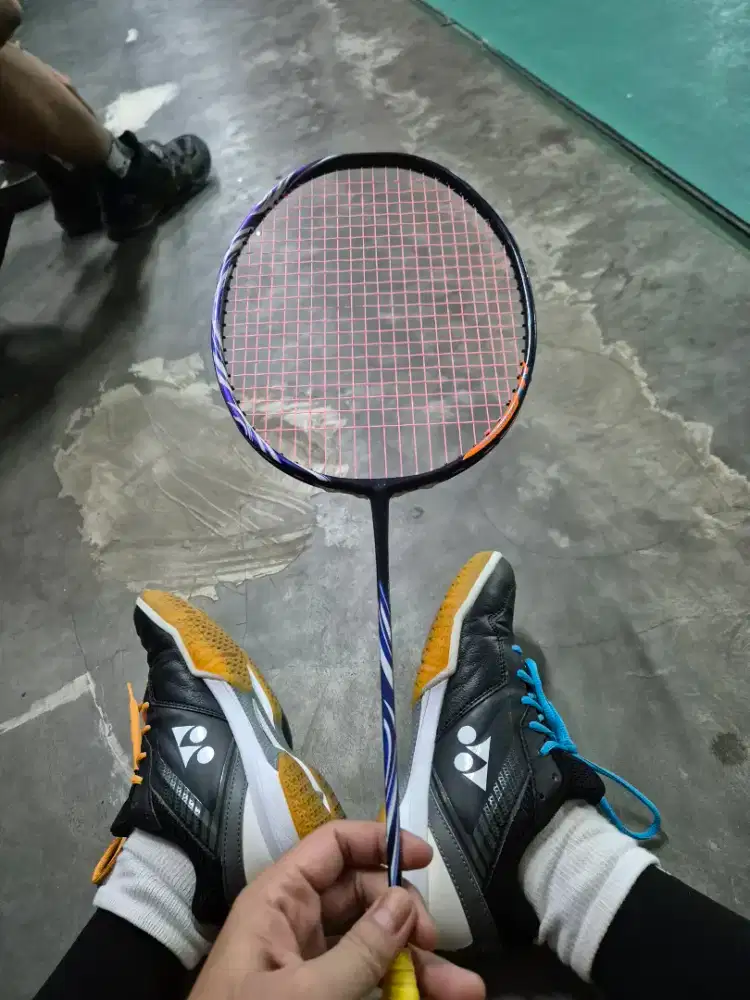 Raket badminton yonex astrox 100zz navy