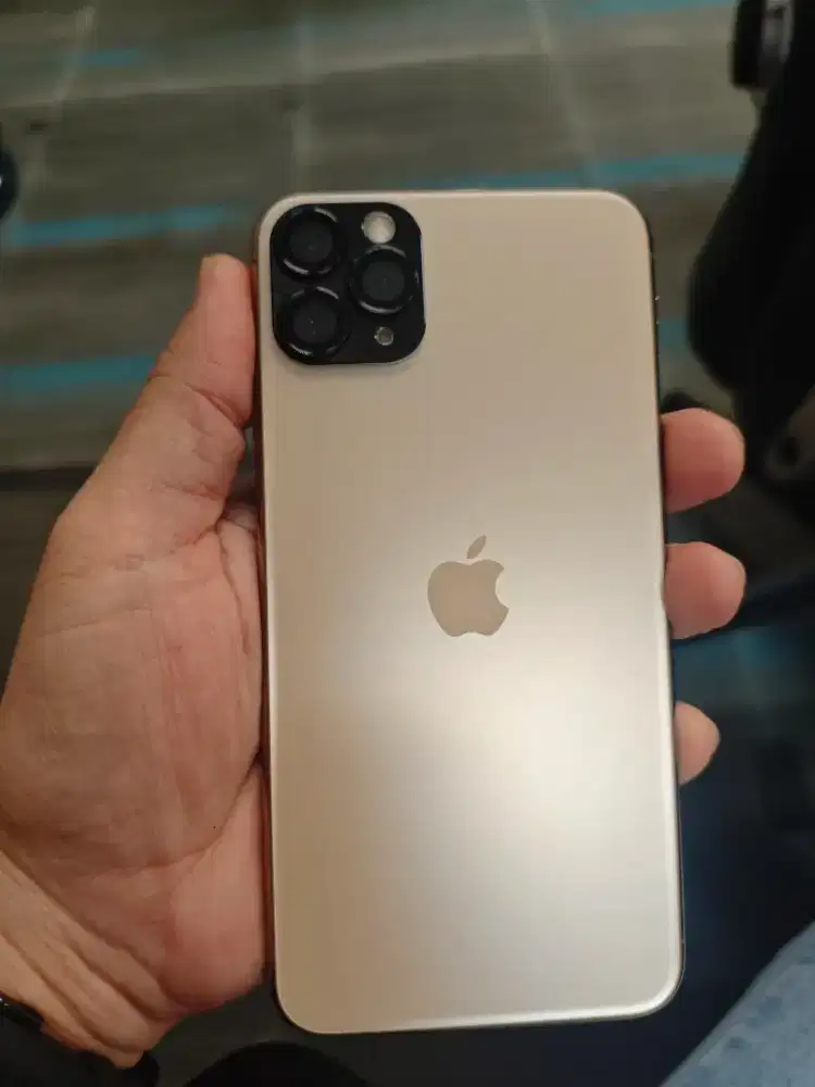 Dijual iPhone 11 Pro Max 256GB Gold

Mulus