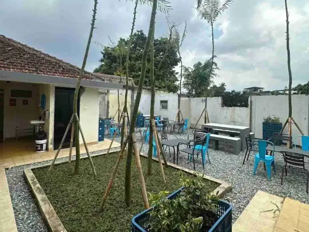 DIJUAL RUMAH LOKASI STRATEGIS PINGGIR JALAN DI BOGOR TENGAH
